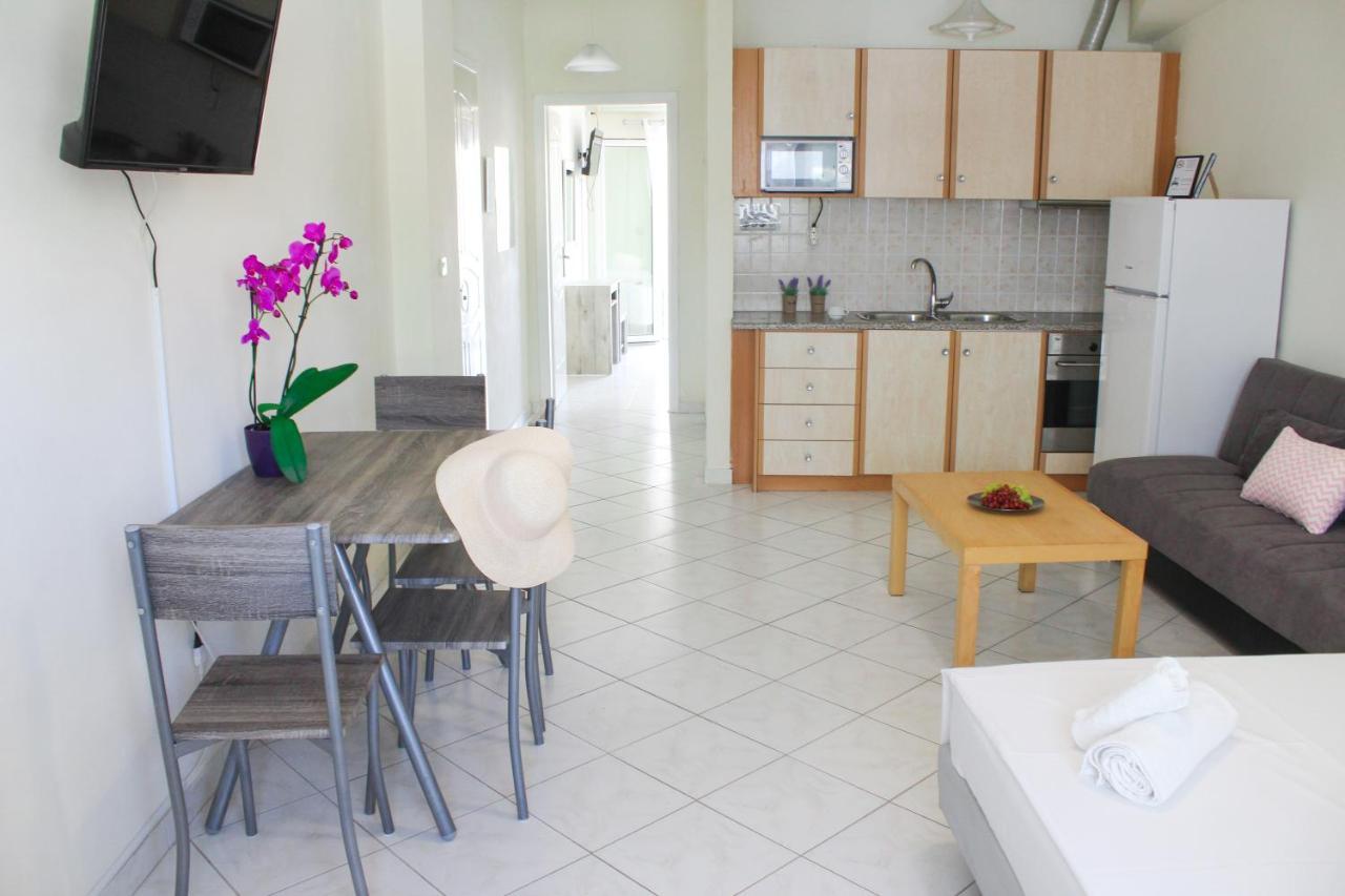 לאוטרה אדיפסאו Iason Apartments מראה חיצוני תמונה