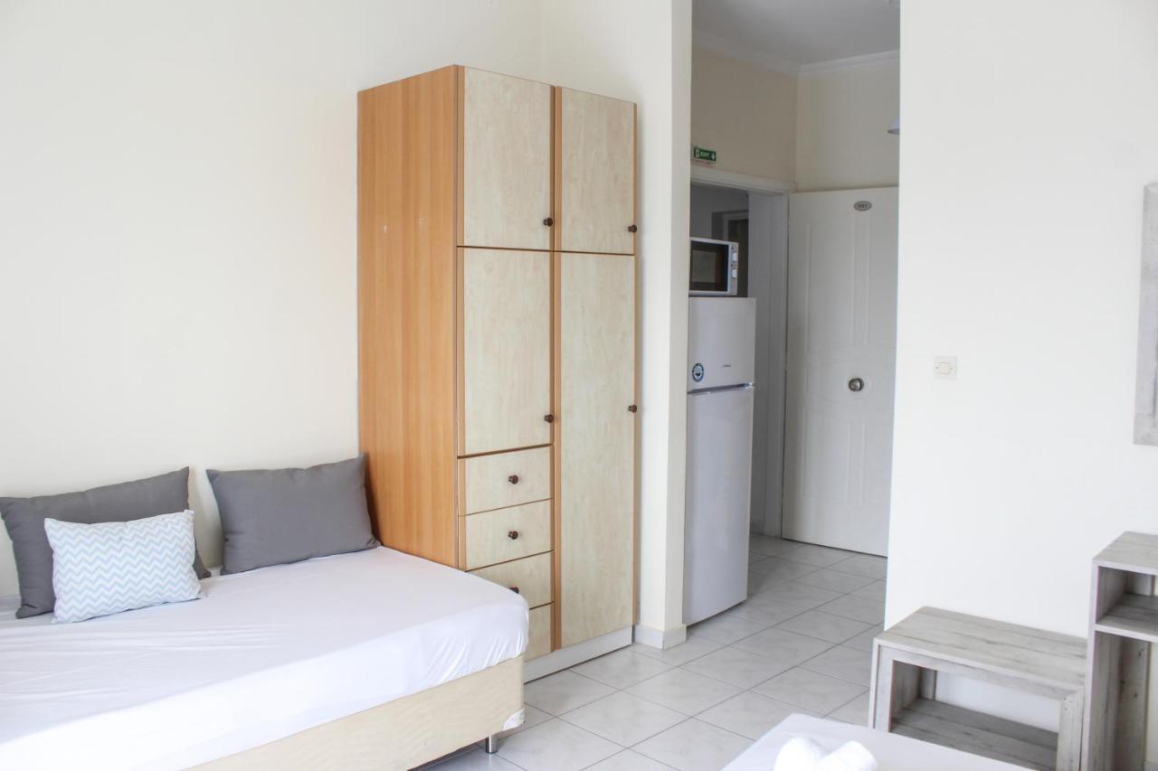 לאוטרה אדיפסאו Iason Apartments מראה חיצוני תמונה